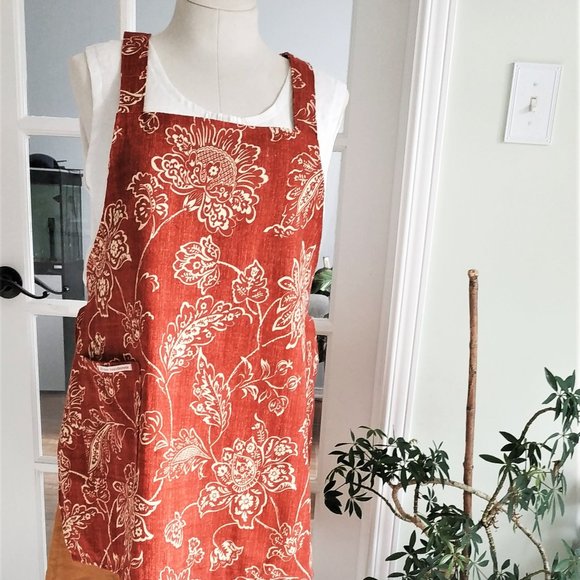 Womens Red floral Japanese CrossBack Apron. No Ties Apron. Upcycled apron. S/M/L - Picture 2 of 6